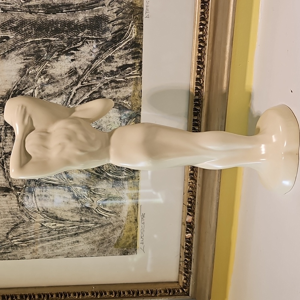 Metlox Pottery "Water Bearer" Carl Romanelli - Picture 3 of 7
